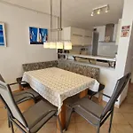 3 Pieces Avec Wifi Et Terrasse A - Fr-1-780-91 아파트 생트막시메