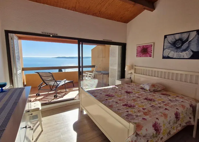 Apartment 3 Pieces Avec Wifi Et Terrasse A - Fr-1-780-91 *